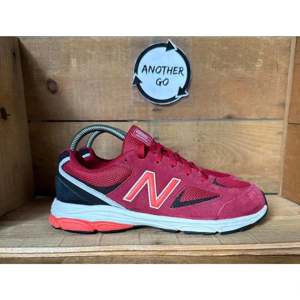 Women’s New Balance 888 V2 Athletic Running Shoes Sneakers Size 8.5 (7Y) Maroon - Picture 1 of 12